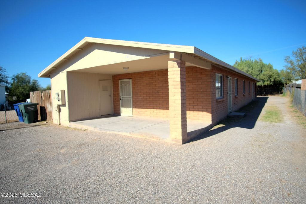 345 E Delta Road, Tucson, AZ 85706