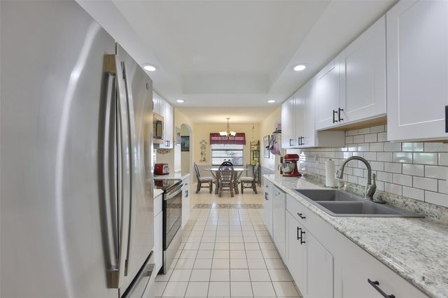 1809 GRANVILLE LANE, Sun City Center, FL 33573