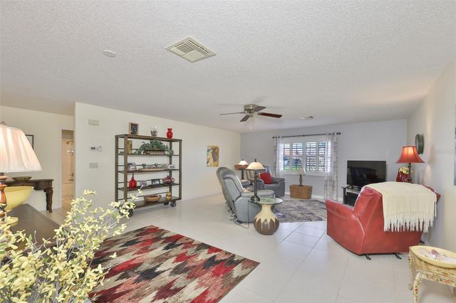 1809 GRANVILLE LANE, Sun City Center, FL 33573