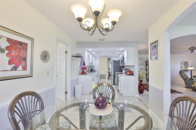 1809 GRANVILLE LANE, Sun City Center, FL 33573