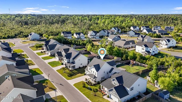 67 Man O War Lane, Hampstead, NC 28443