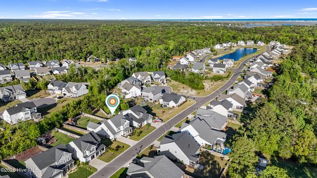 67 Man O War Lane, Hampstead, NC 28443