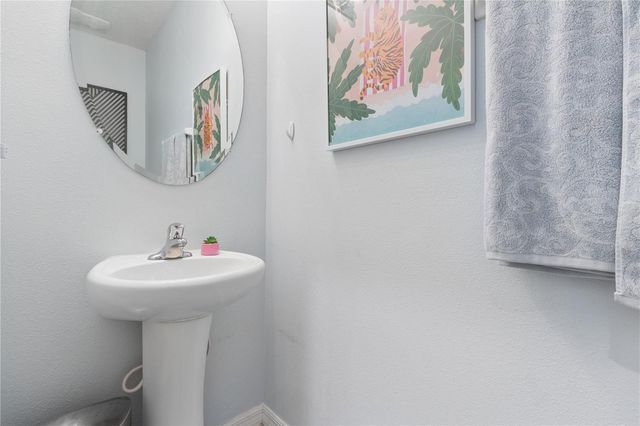 417 NEWMONT CIRCLE, Ruskin, FL 33570