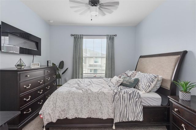 417 NEWMONT CIRCLE, Ruskin, FL 33570