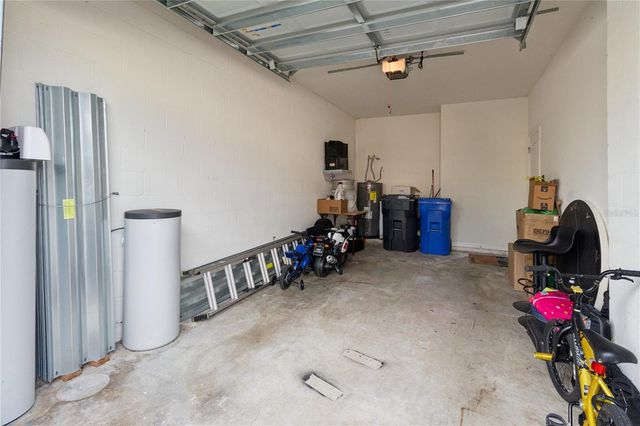 417 NEWMONT CIRCLE, Ruskin, FL 33570