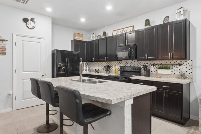 417 NEWMONT CIRCLE, Ruskin, FL 33570