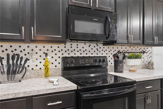 417 NEWMONT CIRCLE, Ruskin, FL 33570