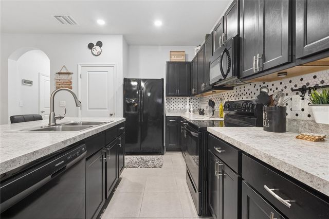 417 NEWMONT CIRCLE, Ruskin, FL 33570