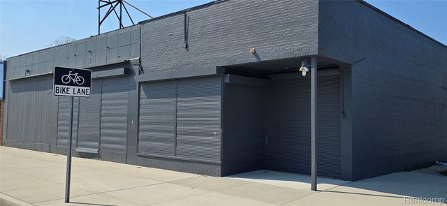 16393 E WARREN Avenue, Detroit, MI 48224
