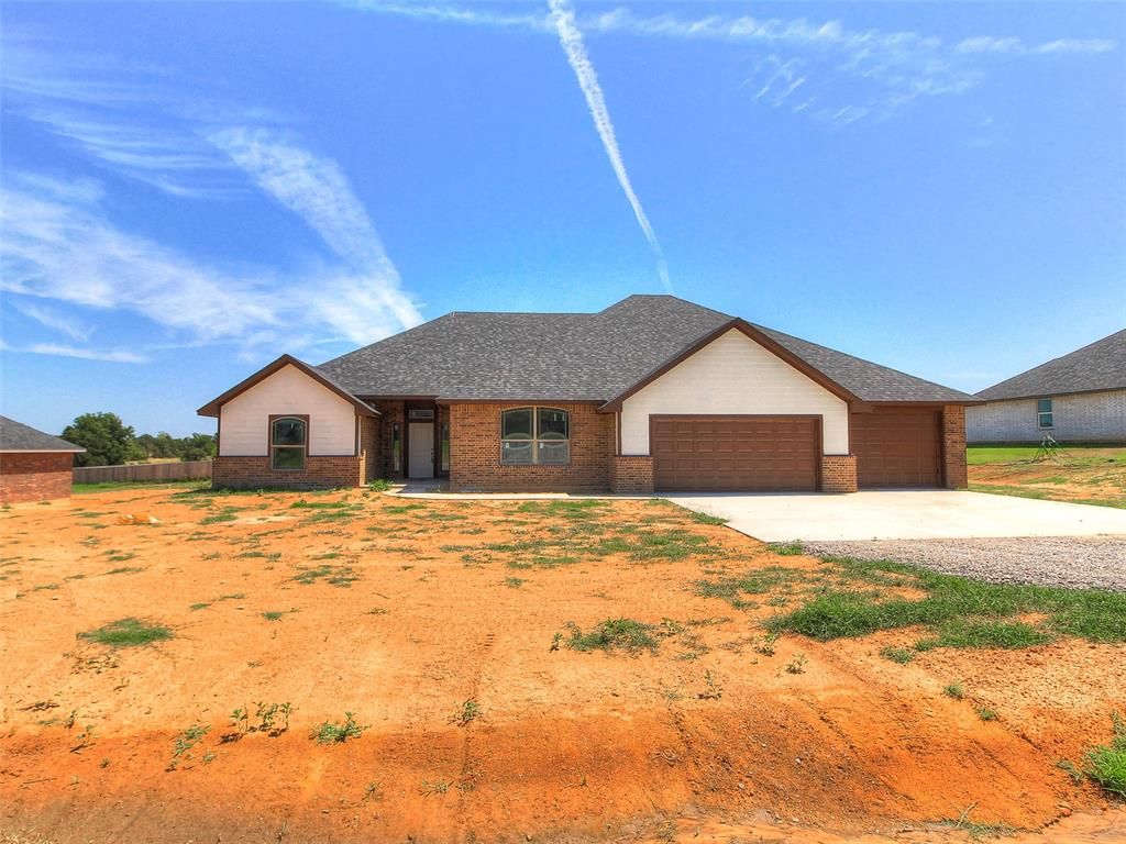 15957 Pecan Road, Mcloud, OK 74851