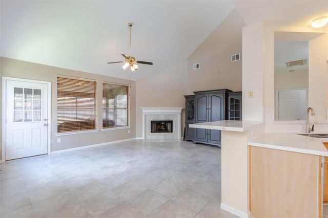 12214 Meadow Lane Court, Stafford, TX 77477