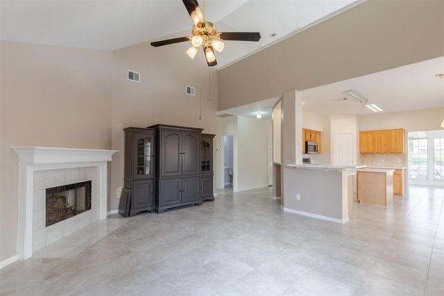 12214 Meadow Lane Court, Stafford, TX 77477