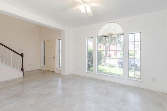 12214 Meadow Lane Court, Stafford, TX 77477