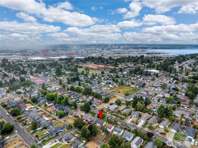 3103 58th Avenue NE, Tacoma, WA 98422