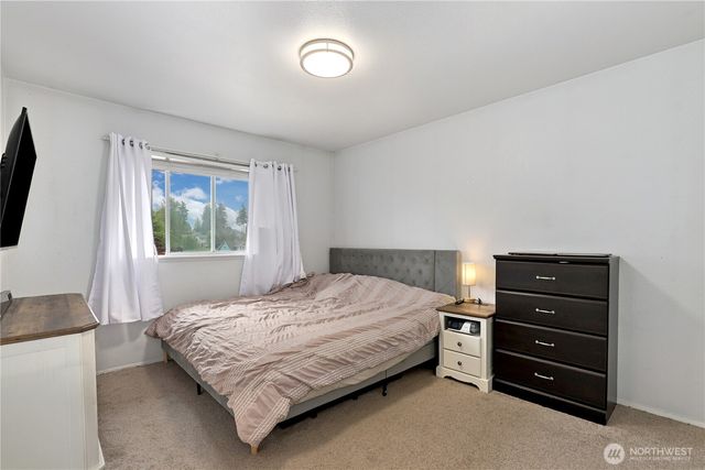 3103 58th Avenue NE, Tacoma, WA 98422
