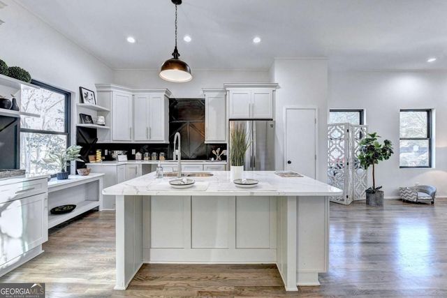278 Lindbergh Drive NE, Atlanta, GA 30305