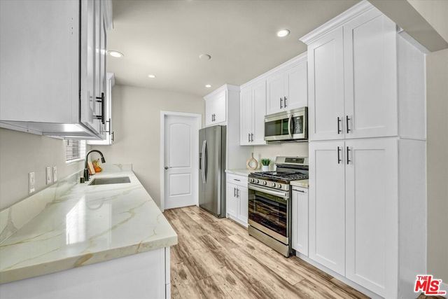 18749 Gault Street, Reseda, CA 91335