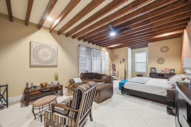 614 Pine Gully Road, Seabrook, TX 77586