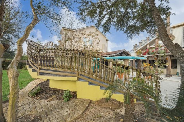 614 Pine Gully Road, Seabrook, TX 77586