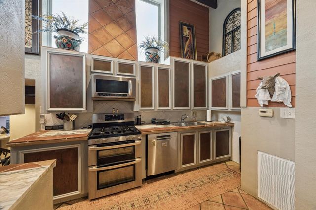 614 Pine Gully Road, Seabrook, TX 77586