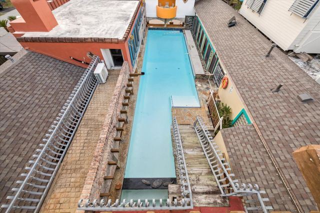 614 Pine Gully Road, Seabrook, TX 77586