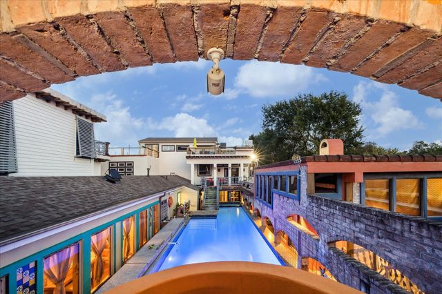 614 Pine Gully Road, Seabrook, TX 77586