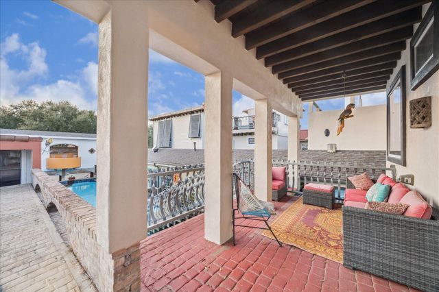 614 Pine Gully Road, Seabrook, TX 77586