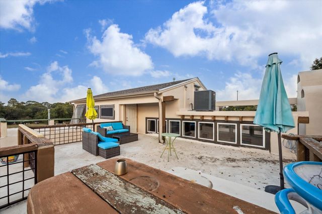 614 Pine Gully Road, Seabrook, TX 77586