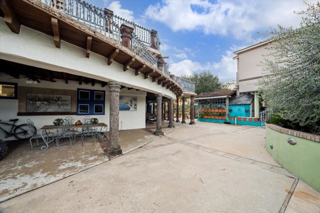 614 Pine Gully Road, Seabrook, TX 77586