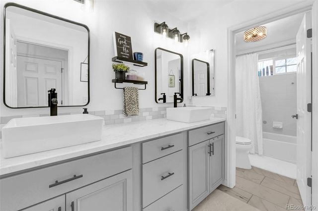 5005 S Elk Street, Aurora, CO 80016