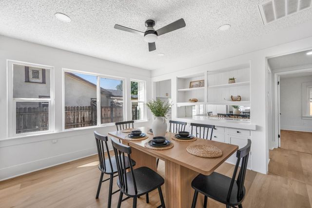 939 N Safford Avenue, Fresno, CA 93728