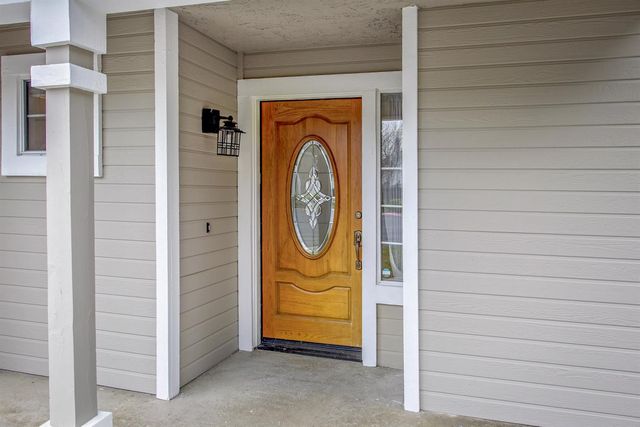 10752 N Windham Bay Circle, Fresno, CA 93730