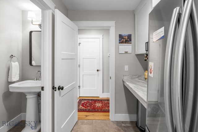 21 Hitching Post Road, Bozeman, MT 59715