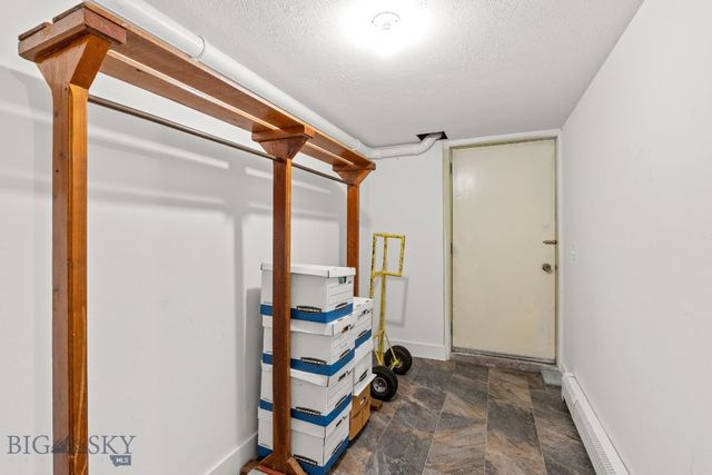 21 Hitching Post Road, Bozeman, MT 59715