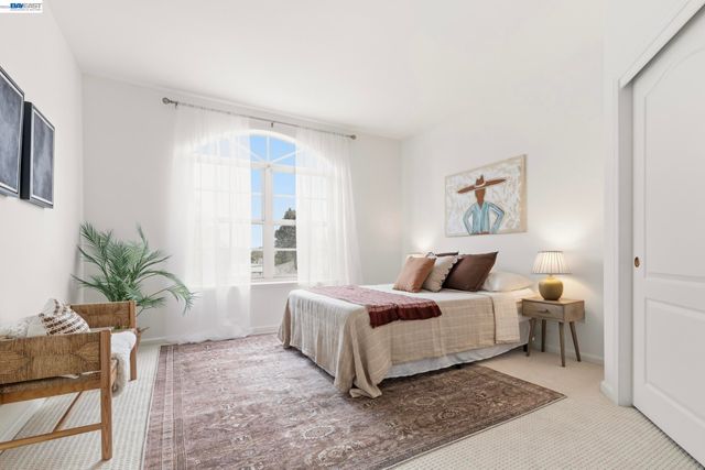 111 Saint Matthews Ave 304, San Mateo, CA 94401