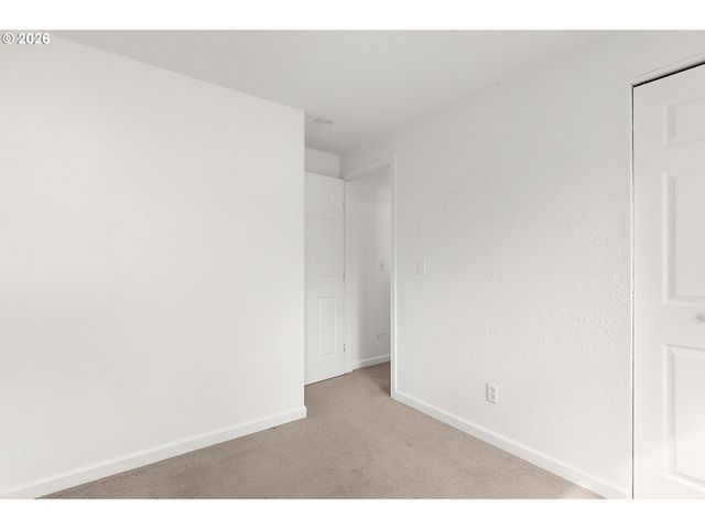 171 2ND St, Dillard, OR 97432