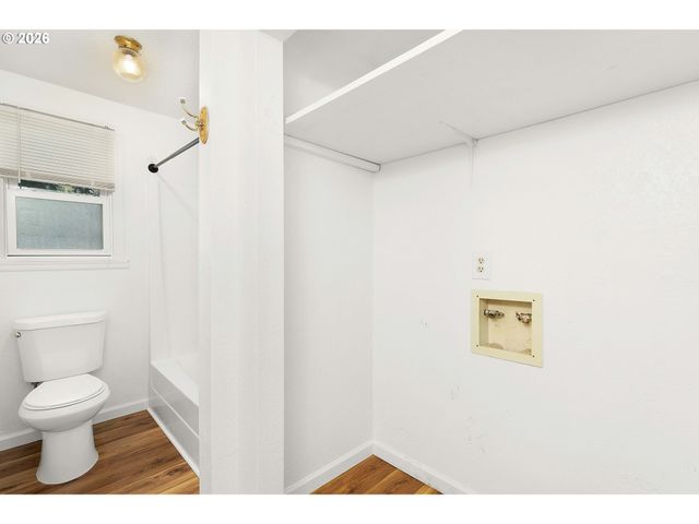 171 2ND St, Dillard, OR 97432