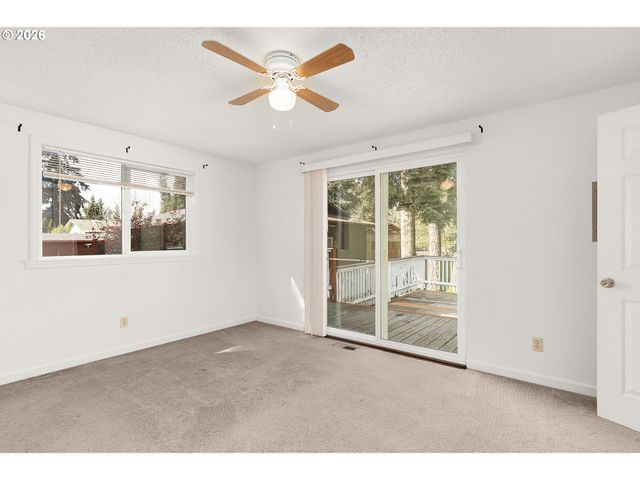 171 2ND St, Dillard, OR 97432