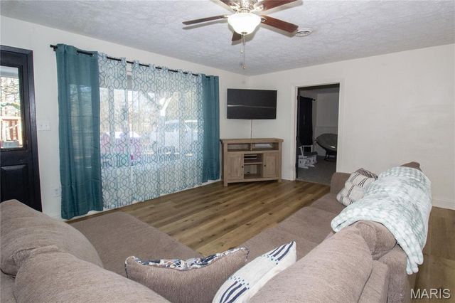 13949 Compton Road, Dixon, MO 65459