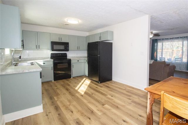 13949 Compton Road, Dixon, MO 65459