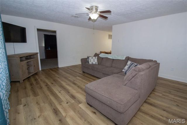 13949 Compton Road, Dixon, MO 65459