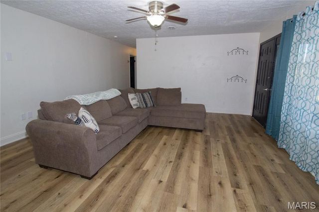 13949 Compton Road, Dixon, MO 65459