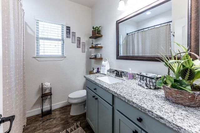 2136 Wheatstone Drive, Huntsville, TX 77340