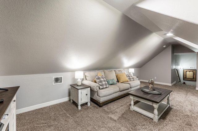 2136 Wheatstone Drive, Huntsville, TX 77340