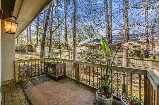 2136 Wheatstone Drive, Huntsville, TX 77340