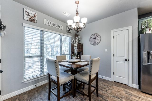 2136 Wheatstone Drive, Huntsville, TX 77340