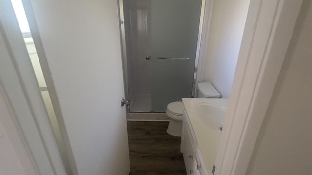 6851 Albury St, Citrus Heights, CA 95621