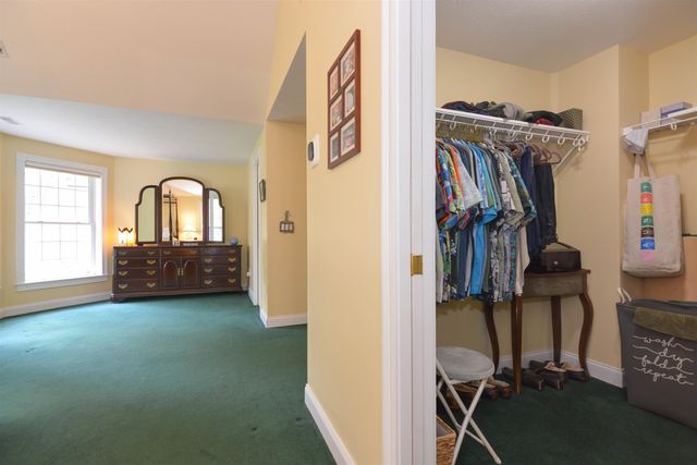 17 Aldrich Street, Litchfield, NH 03052