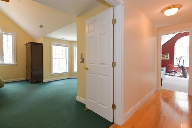 17 Aldrich Street, Litchfield, NH 03052