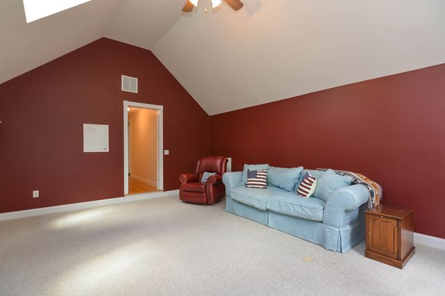 17 Aldrich Street, Litchfield, NH 03052